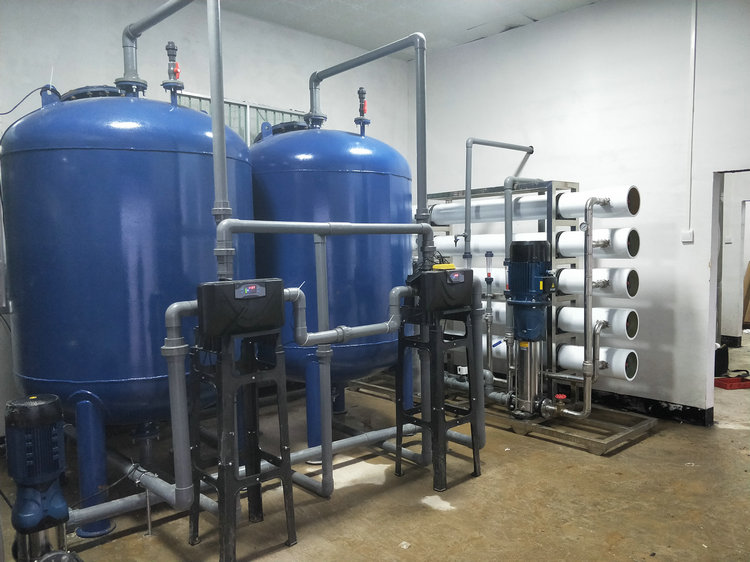 揭秘反滲透純水機(jī)出來(lái)的水能長(zhǎng)期喝嗎？