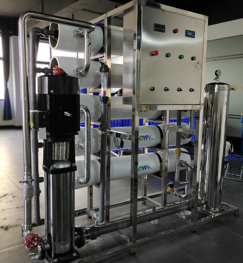 純水設(shè)備，超純水設(shè)備，軟化水設(shè)備，反滲透純水設(shè)備，污水處理設(shè)備，生活污水處理設(shè)備，工業(yè)污水處理設(shè)備，廢水處理設(shè)備，地埋式污水處理設(shè)備，水處理設(shè)備廠家，純水處理設(shè)備價(jià)格，湖南污水處理設(shè)備廠家